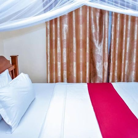 Red Sun Lodge Kokoni Ngambo Eksteriør billede