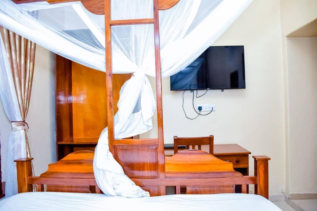 Red Sun Lodge Kokoni Ngambo Eksteriør billede