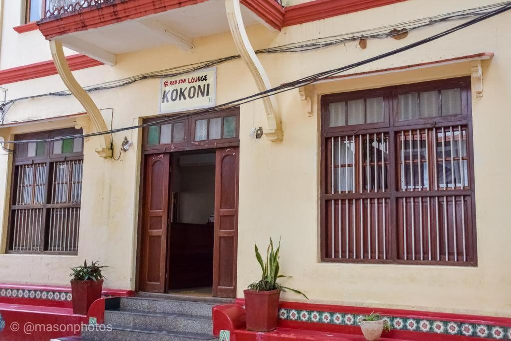 Red Sun Lodge Kokoni Ngambo Eksteriør billede